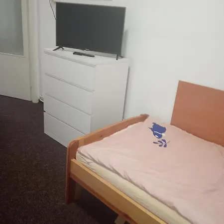 Pensión Hospůdka A U Rážů 3*